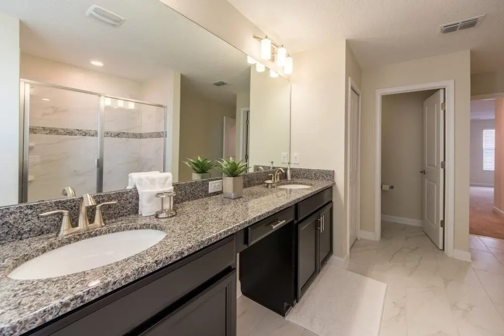 H2u - Thor - Cg1561 6 Bedroom Home