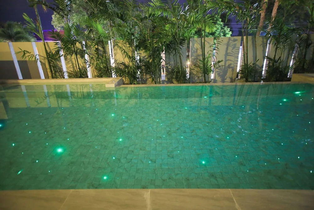 Rocco Aonang Krabi