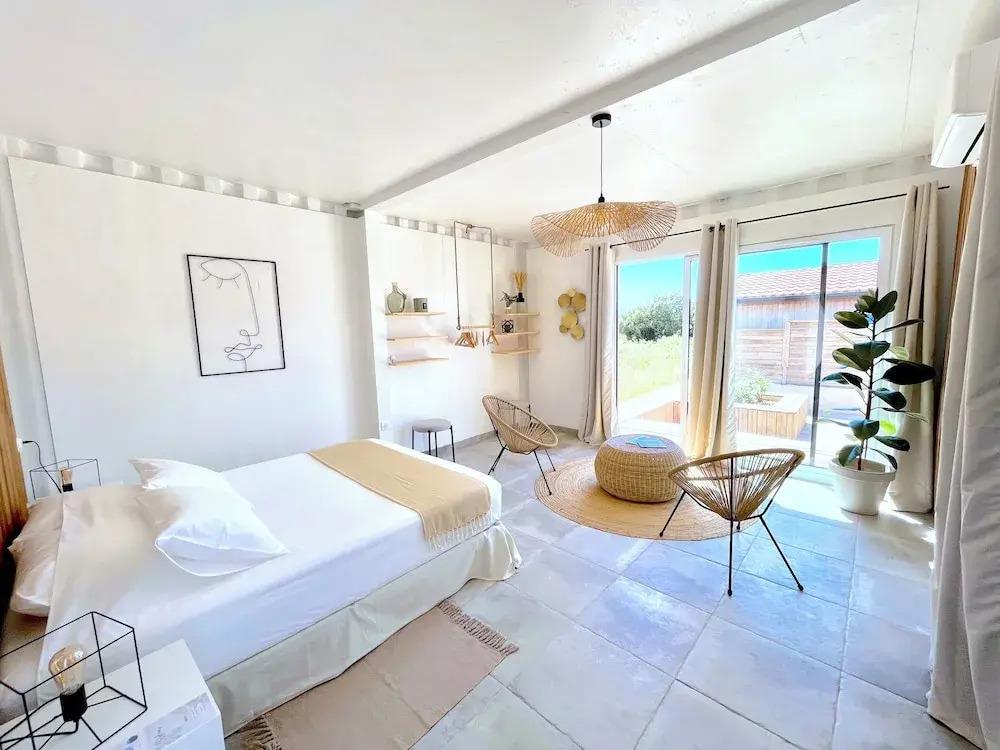 NUIKI Lodges - Chambres dhôtes