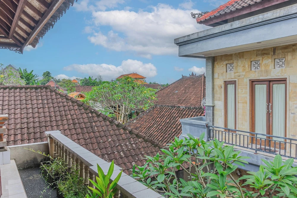 Artha Dewata Home Stay