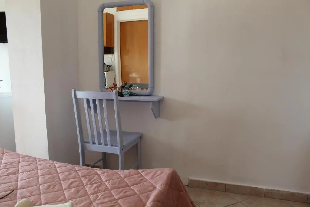 Vakis Apartments 2