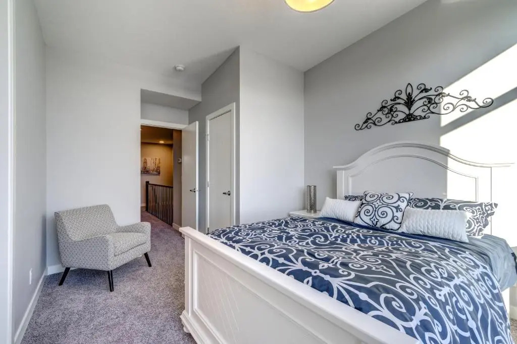 Three-Bedroom House with Balcony #33 Sunalta Downtown