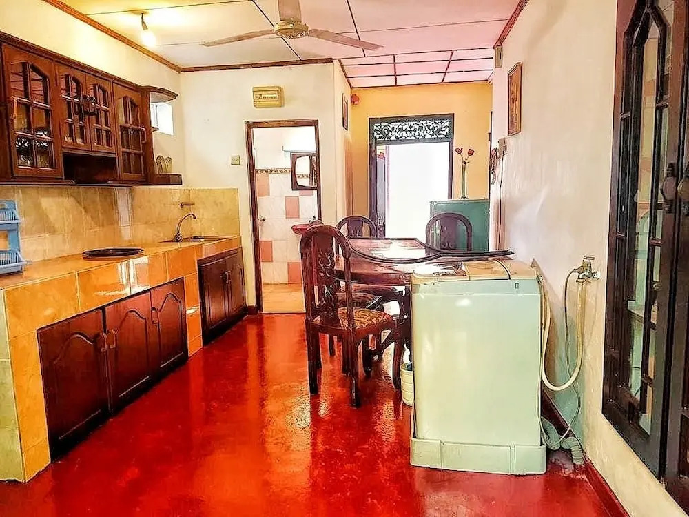 Fernando Residence