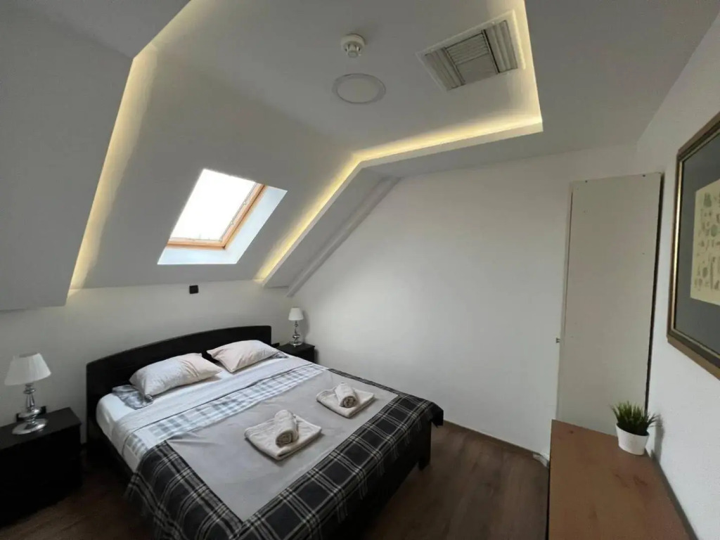 Main Square Apartment