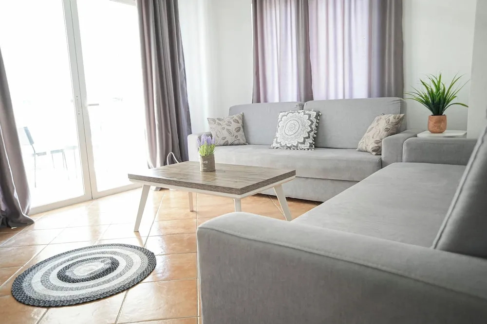 Saranda Waterside Apartments