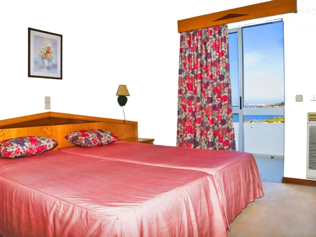Hotel Luar