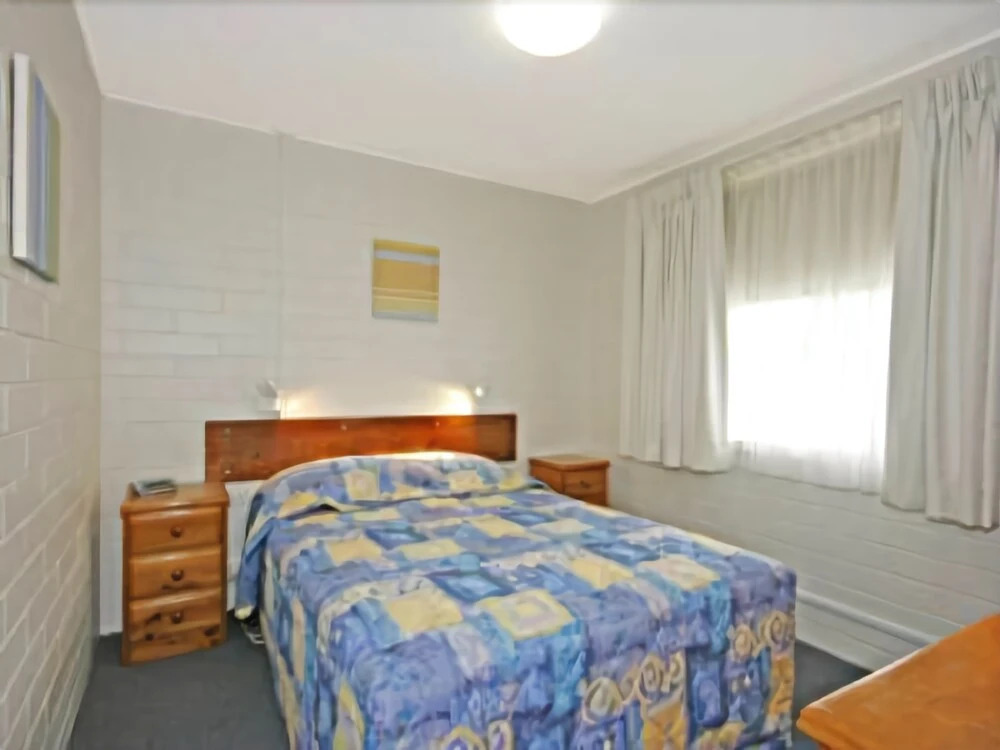 Kon Tiki Apartments