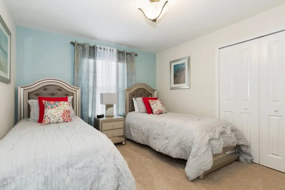 Storey Lake 4813
