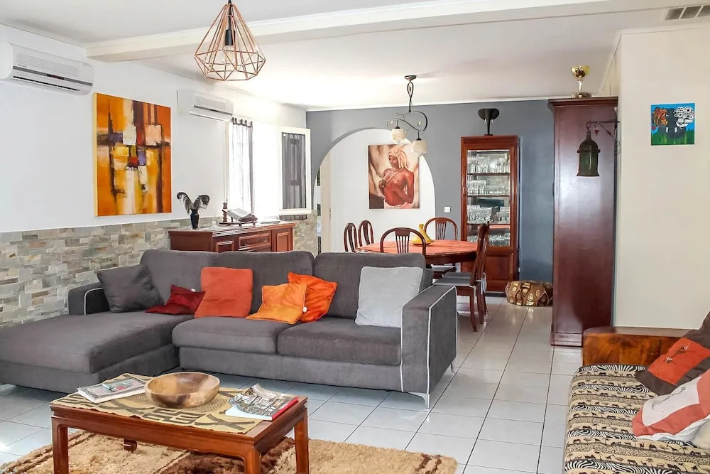 Villa With 3 Bedrooms in La Saline-les-bains, With Private Pool, Enclo