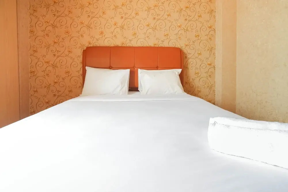 Comfortable And Well Furnished Studio Dave Apartment