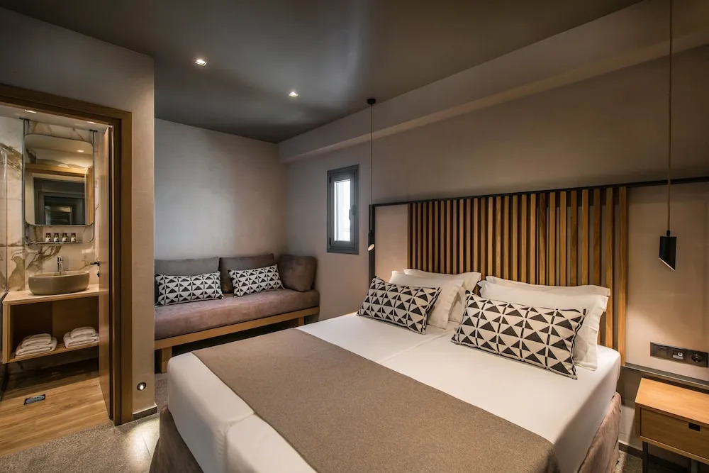 Riviera Boutique Hotel