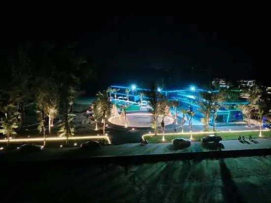Lanhai Yijing Sea View Resort Hotel