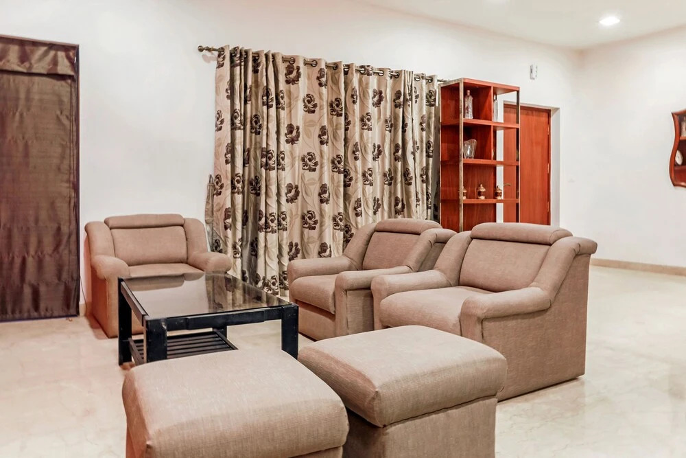 Victoria House by OYO Rooms
