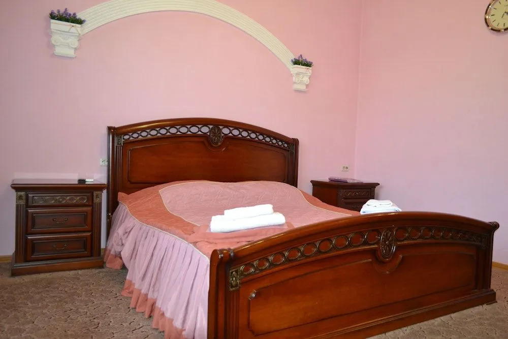 Guest Complex Edelweiss