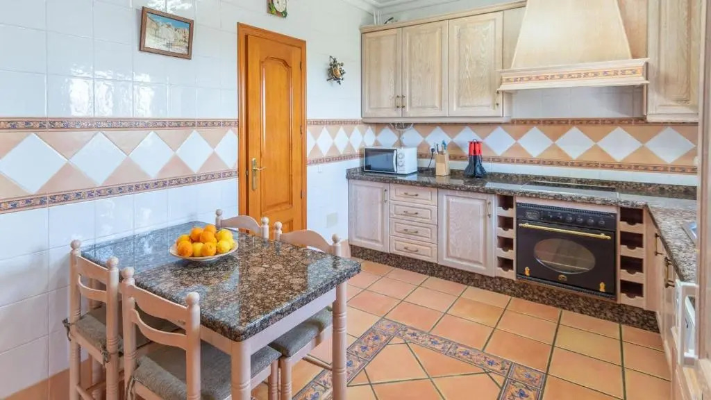 Casa Los Lirios Antequera - La Higuera by Ruralidays