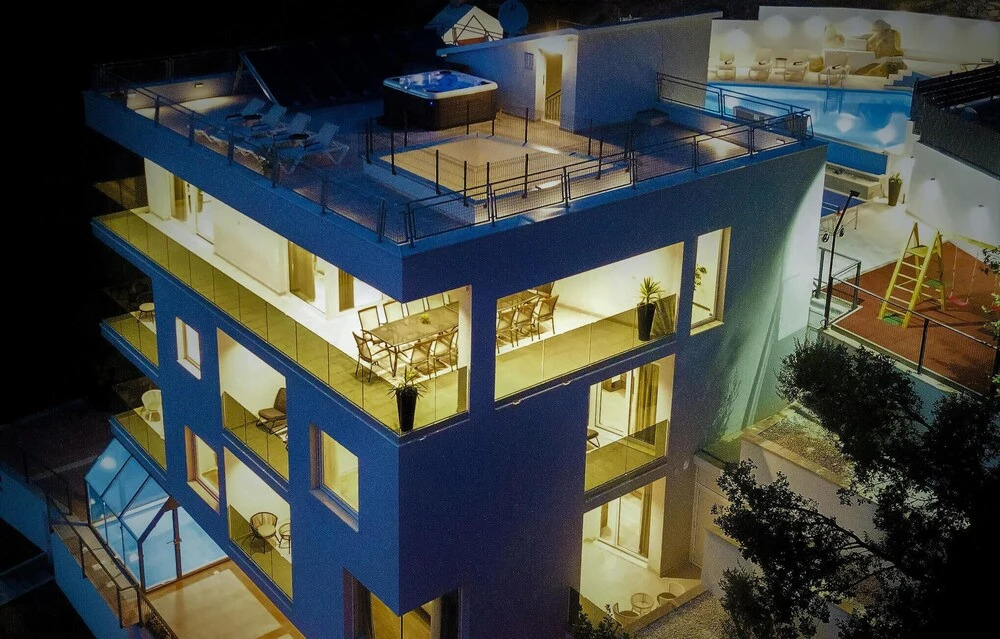 Beautiful Home in Zrnovnica With 8 Bedrooms, Wifi and Indoor Swimming Pool