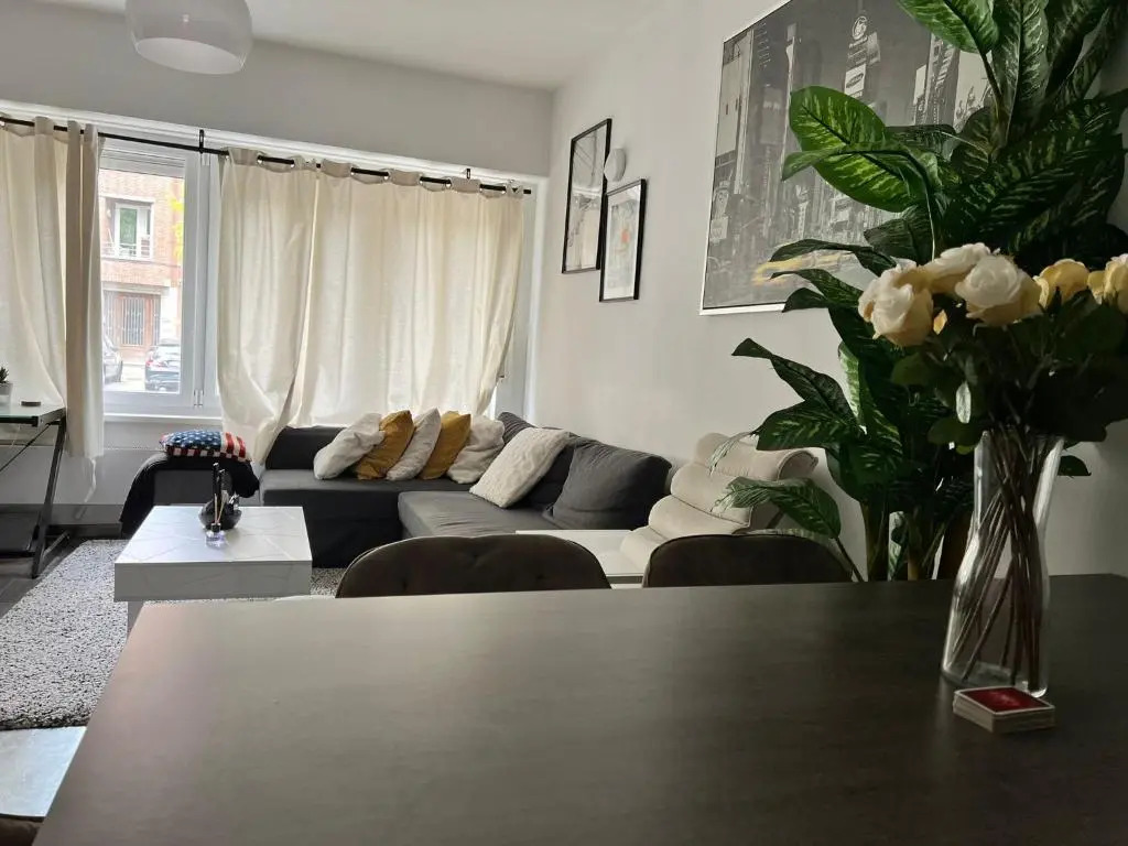 Modern apartment with garden in Antwerp, 10min from City center