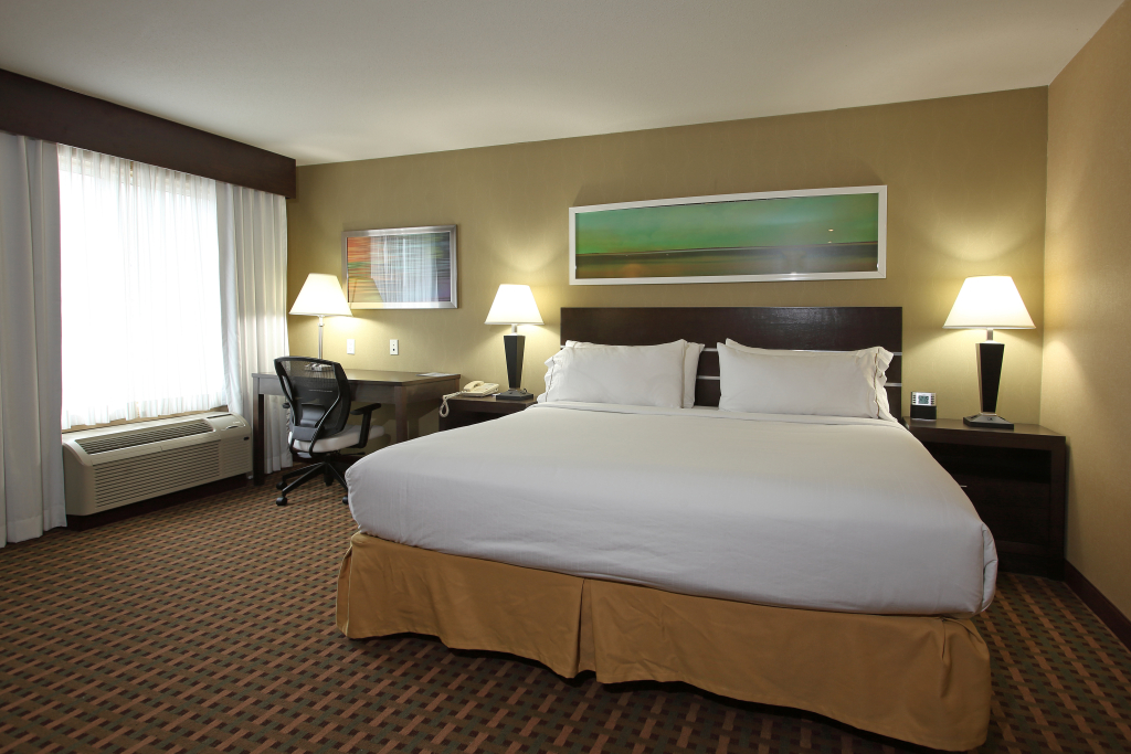 Holiday Inn Express Hotel & Suites Vernon by IHG