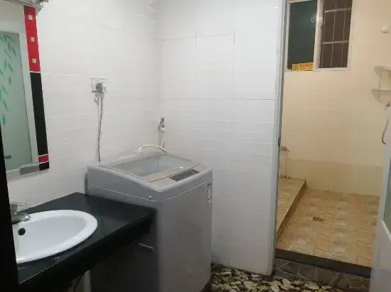Pingli Baxian Hotel