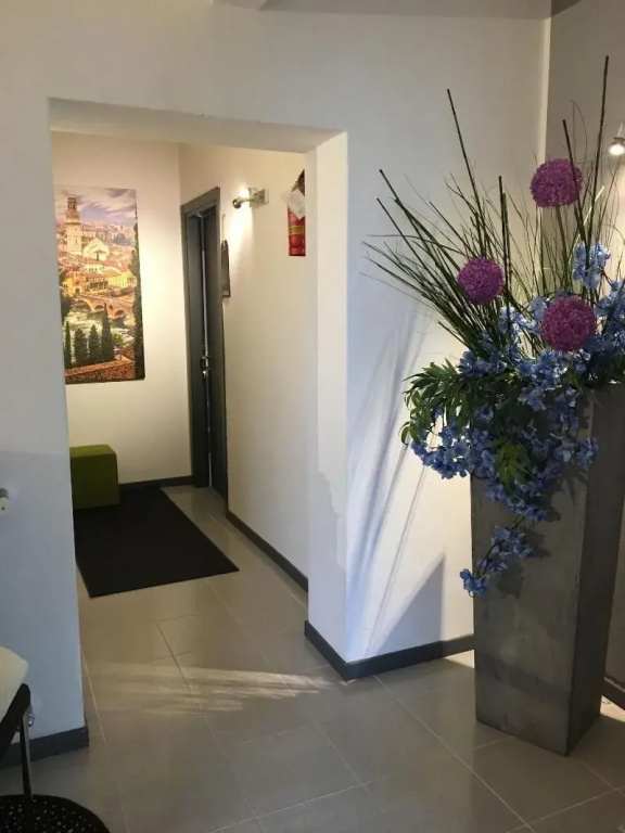 Guest House 296