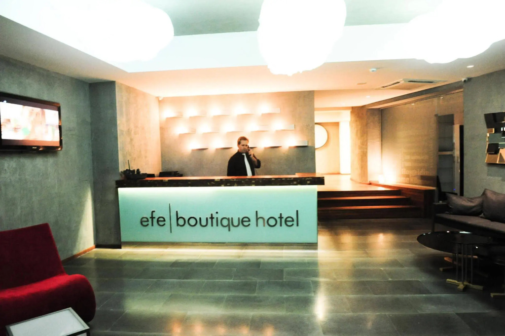 Efe Hotel