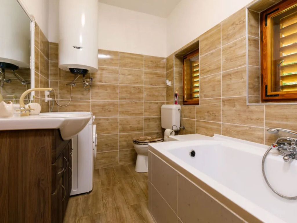 Liget Holiday Home