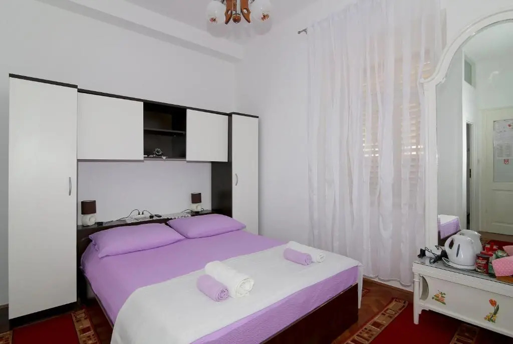 Rooms&Studios Rina