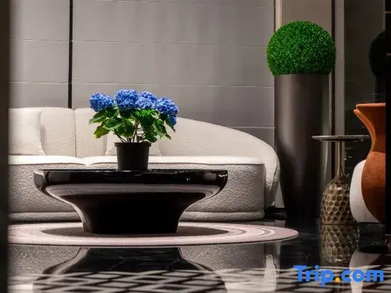 The Operations Headquarters of Oscar International Hotel (Huangjiang Avenue Tax Office Branch)