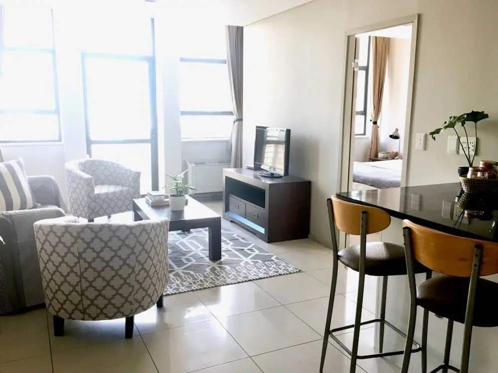 Modern One Bedroom Apartment With City Views