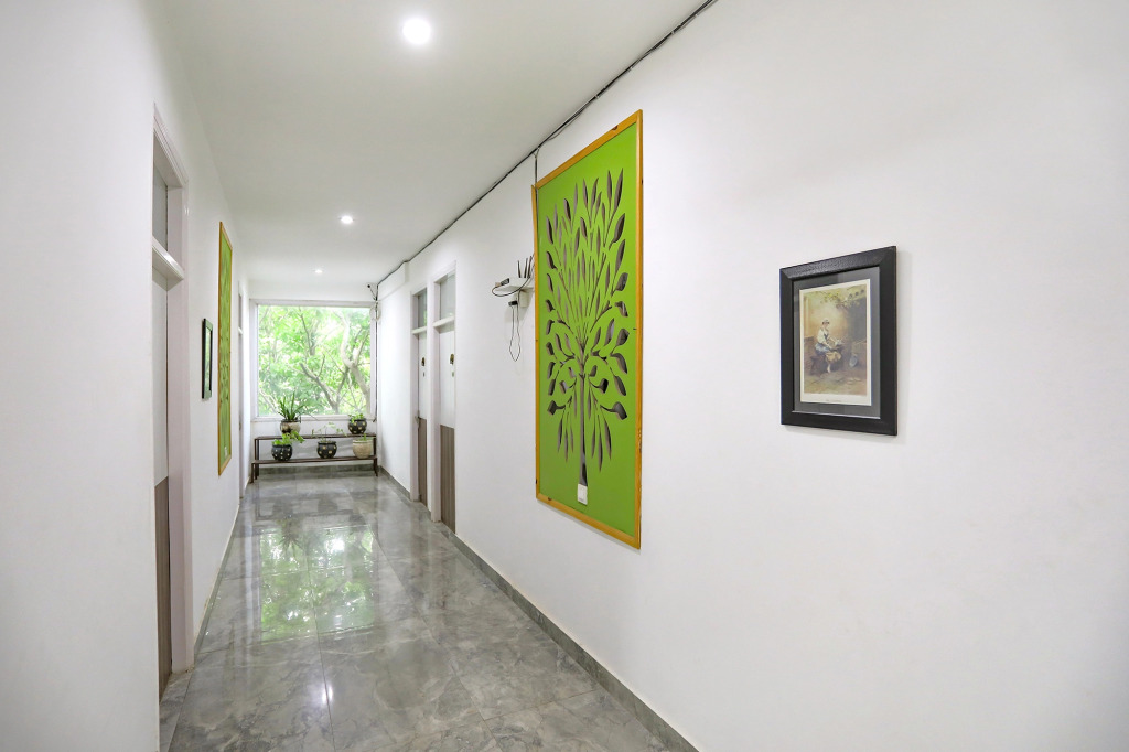 FabHotel Aravali Suites - DLF Phase 3