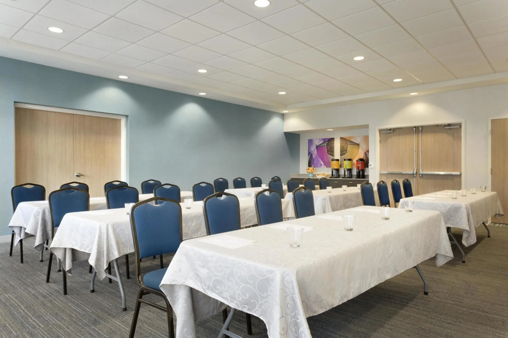Home2 Suites by Hilton Milton Ontario
