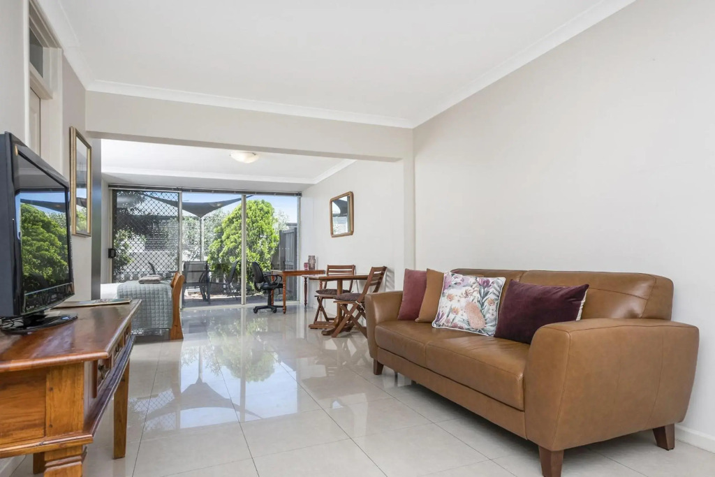 Studio 3 - ground floor Fremantle apartment