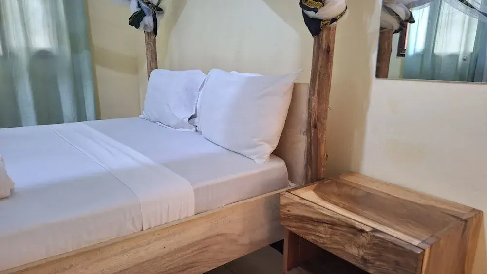 Hill View Garden Hotel