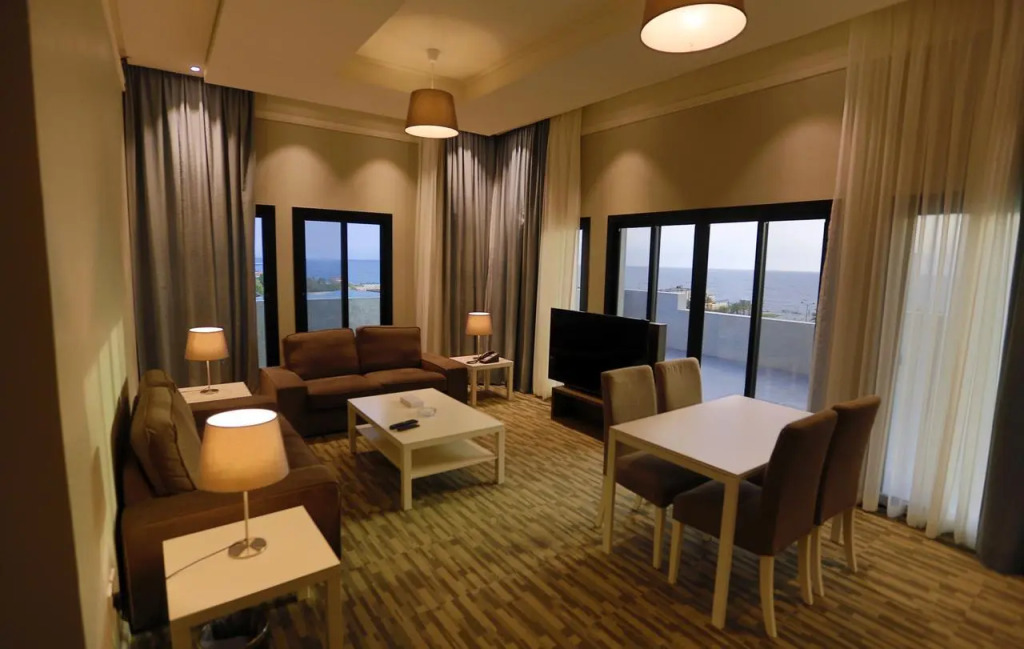 لورين للشقق المخدومة الكورنيش - اقتصادى - Loren Served Apartments Al corniche - Economic