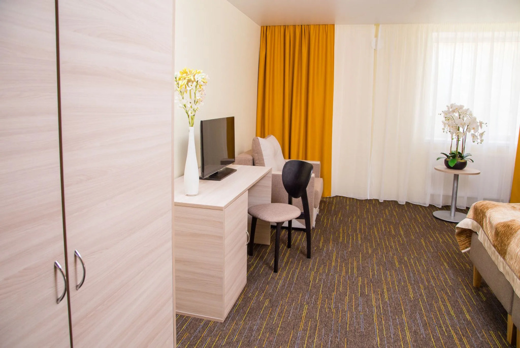 Liivarand Hotel