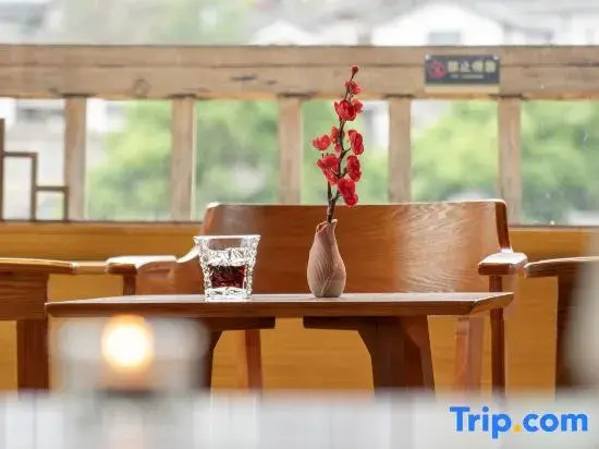 Taoyuanju·Shizishan All-Night View·Stargazing Terrace Scenic Homestay (Dashuiche Branch)