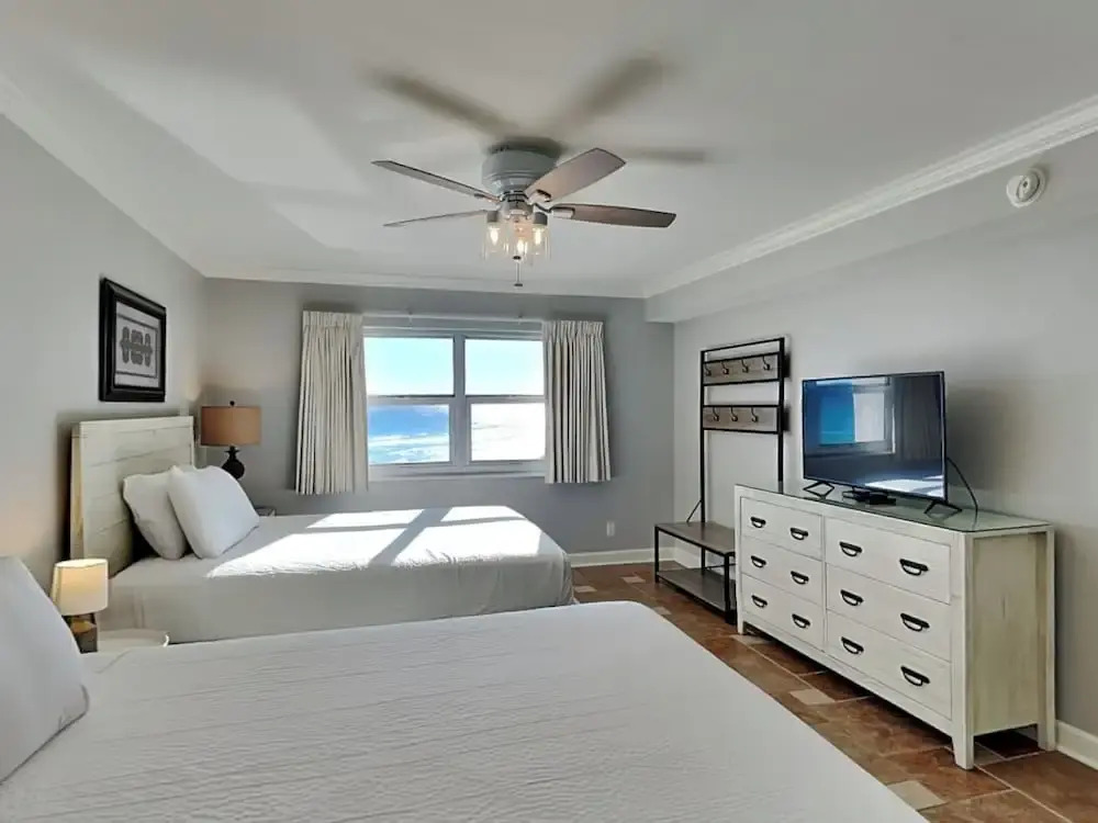Regency Towers #401 East - Sea La Vie