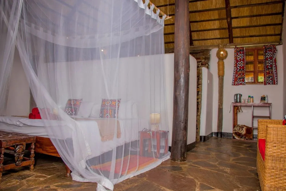Pioneer Lodge Camp and Safaris