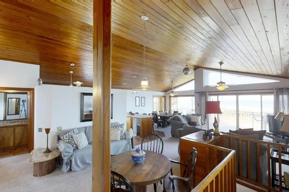 Crescent Moon #65848 5 Bedrooms 4 Bathrooms Home