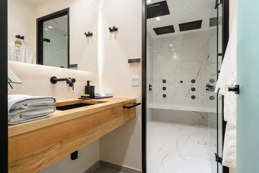 Legato Spa Suites