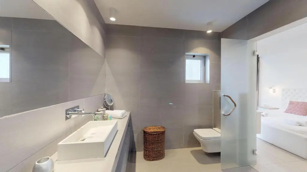 Peaceful 3BR near Frishman Beach by HolyGuest