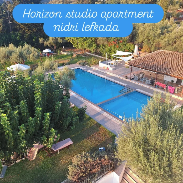 Horizon studio apartment