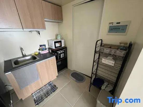 Q Inn Serin East, Tower 2, Behind Ayala Malls, Tagaytay City