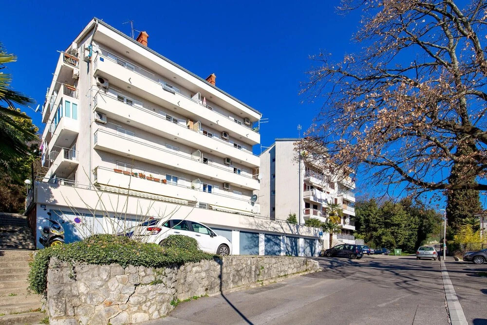 Stunning Apartment in Lovran With 1 Bedrooms and Wifi