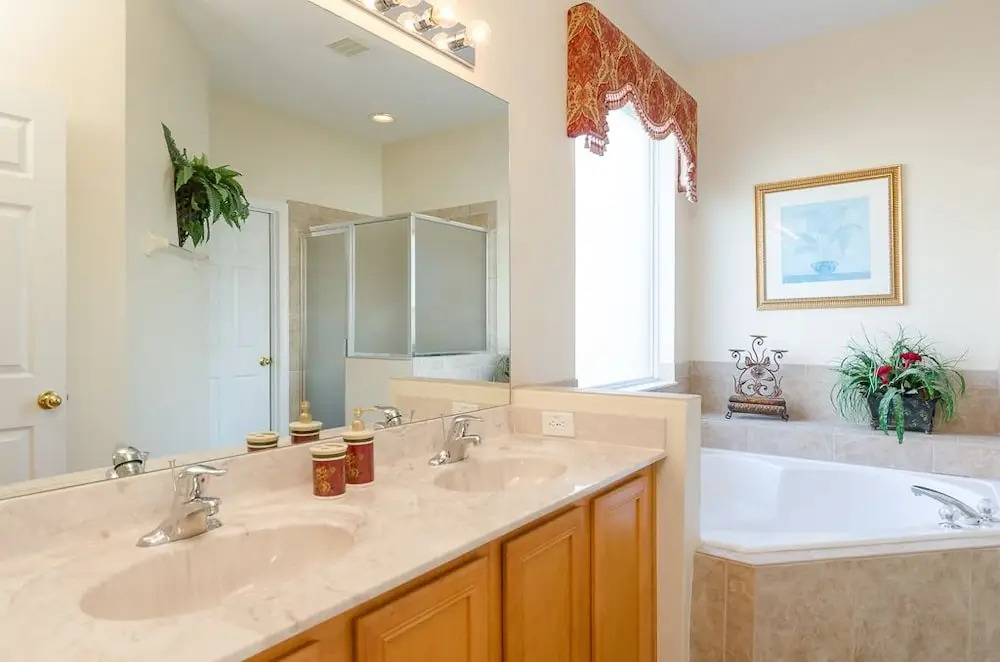 Ov1105 - Emerald Island - 6 Bed 4.5 Baths Villa