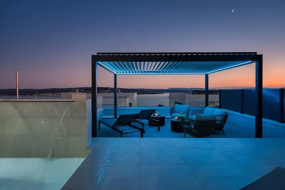 Luxury Seaview Villa Rosciola