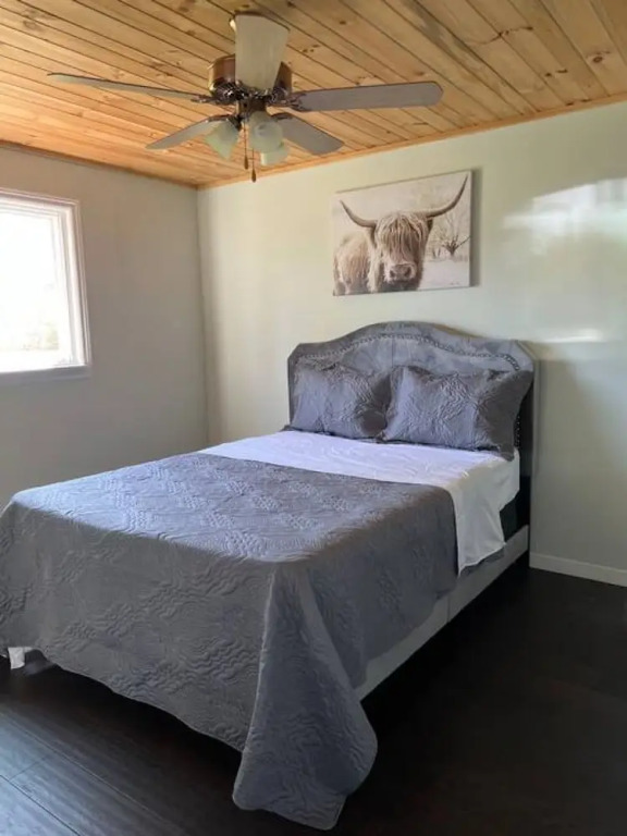 Family friendly cottage ☆walking distance to beach