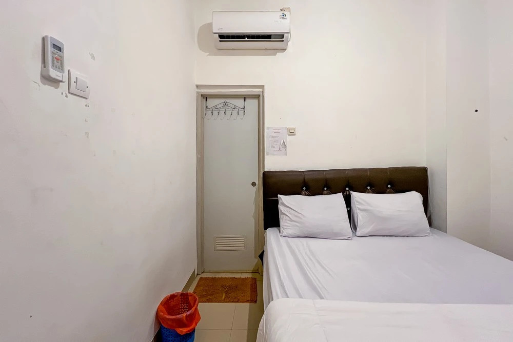 JJ House Mitra RedDoorz