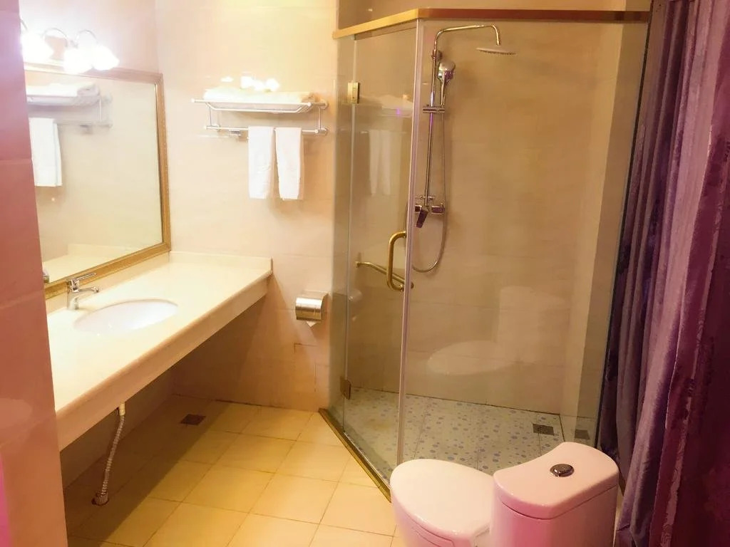 Hua Man Hotel