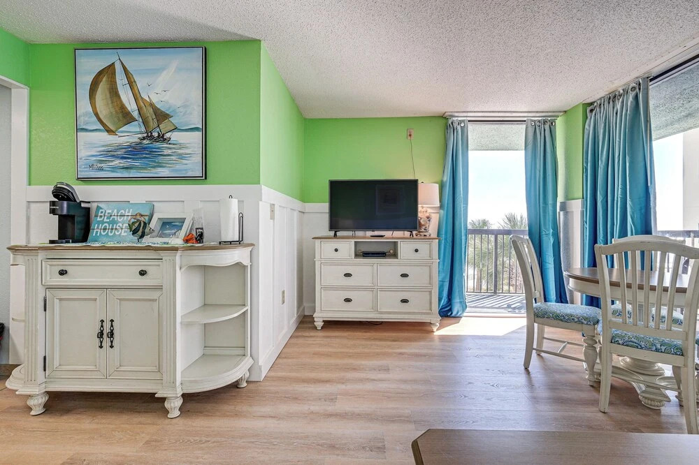 Oceanfront Myrtle Beach Rental w/ Pool!